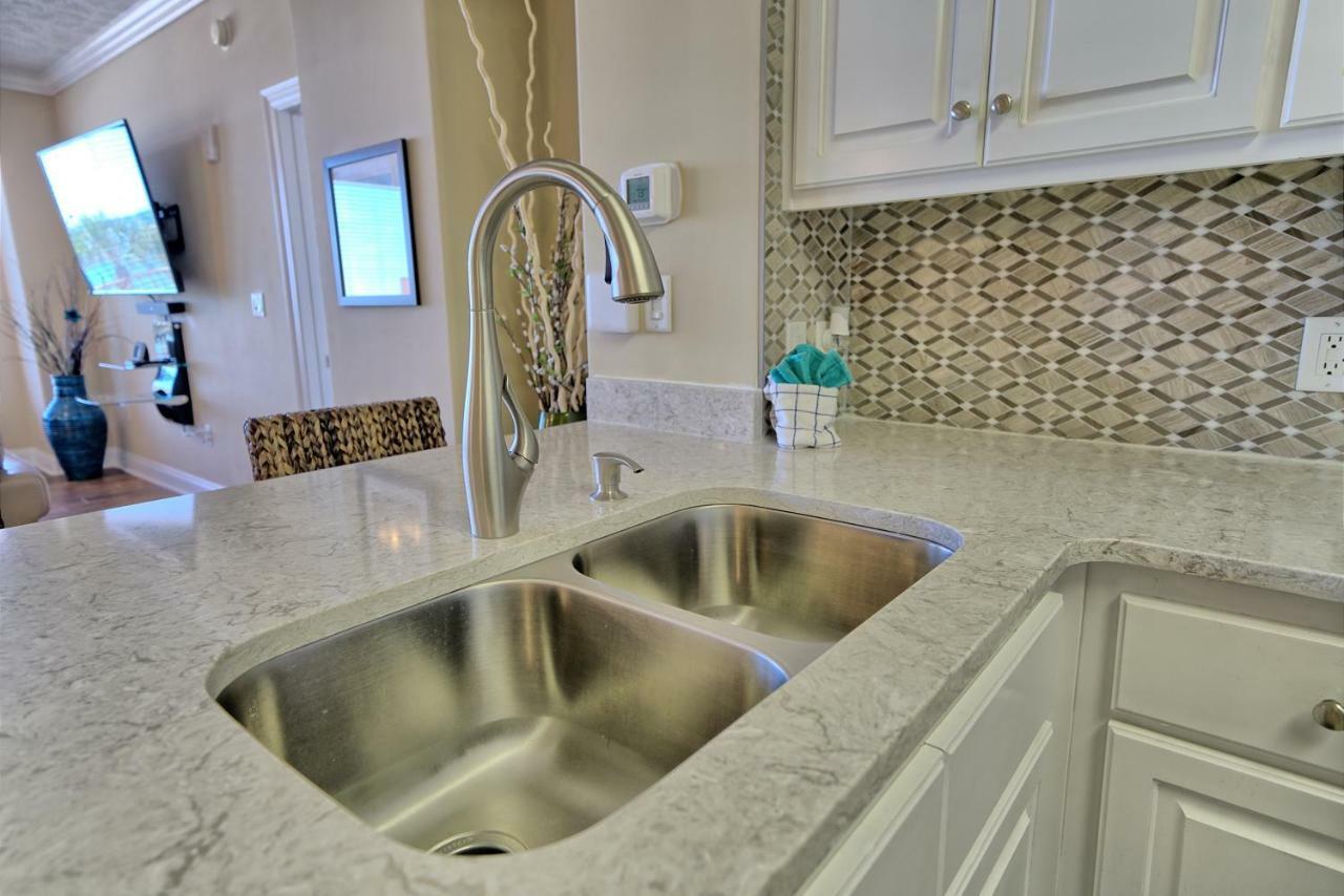 Apartment Astonishing Oceanfront With Oversized Balcony To Enjoy Amazing Gulf View - Unit 0204 *